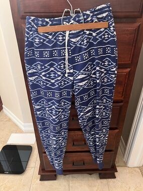 LuLaRoe Navy Blue and White Tribal Print Joggers